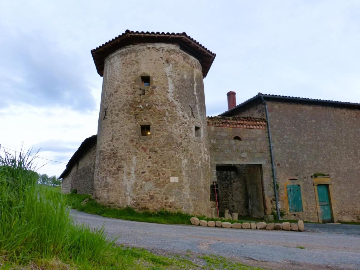 La Tour Du Canet Longessaigne Esterno foto